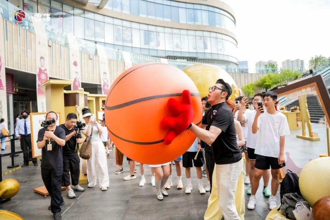 足坛大萧条时代?专家:C罗退役将引发葡萄牙数十亿美元金融危机